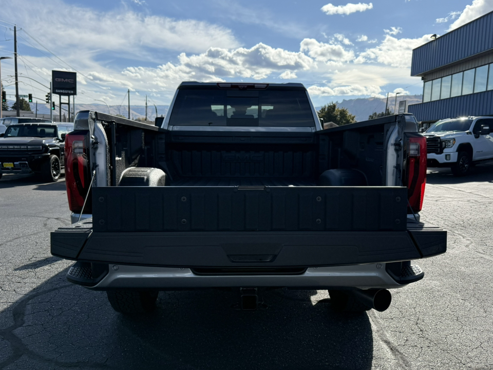 2025 GMC Sierra Denali Ultimate 9