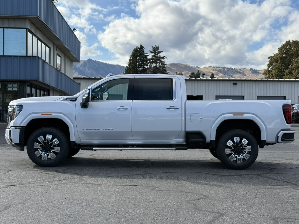 2025 GMC Sierra Denali 3