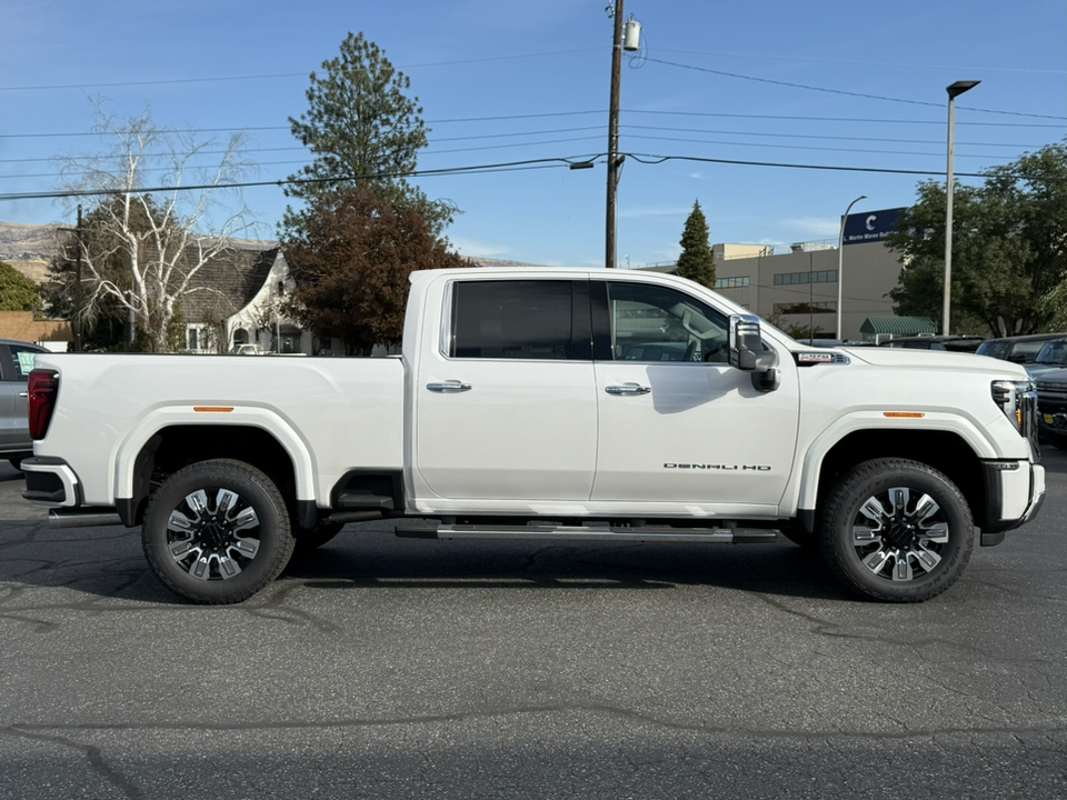 2025 GMC Sierra Denali 12