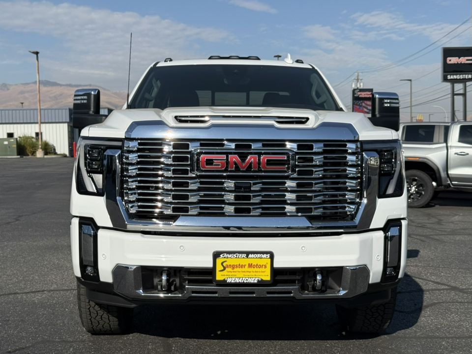 2025 GMC Sierra Denali 13