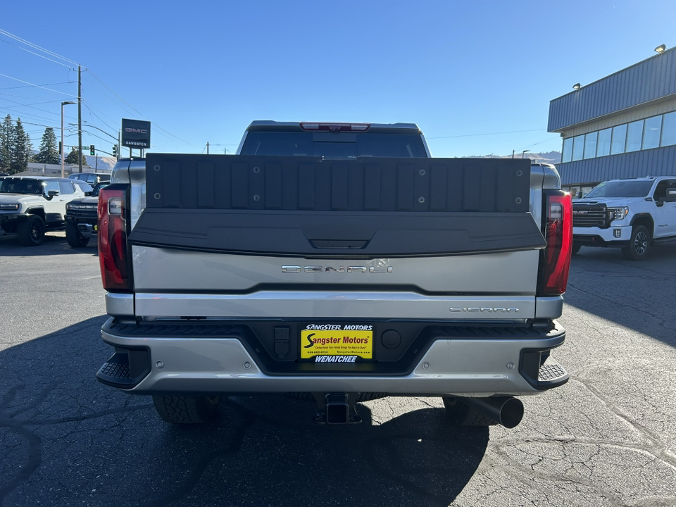 2025 GMC Sierra Denali 7