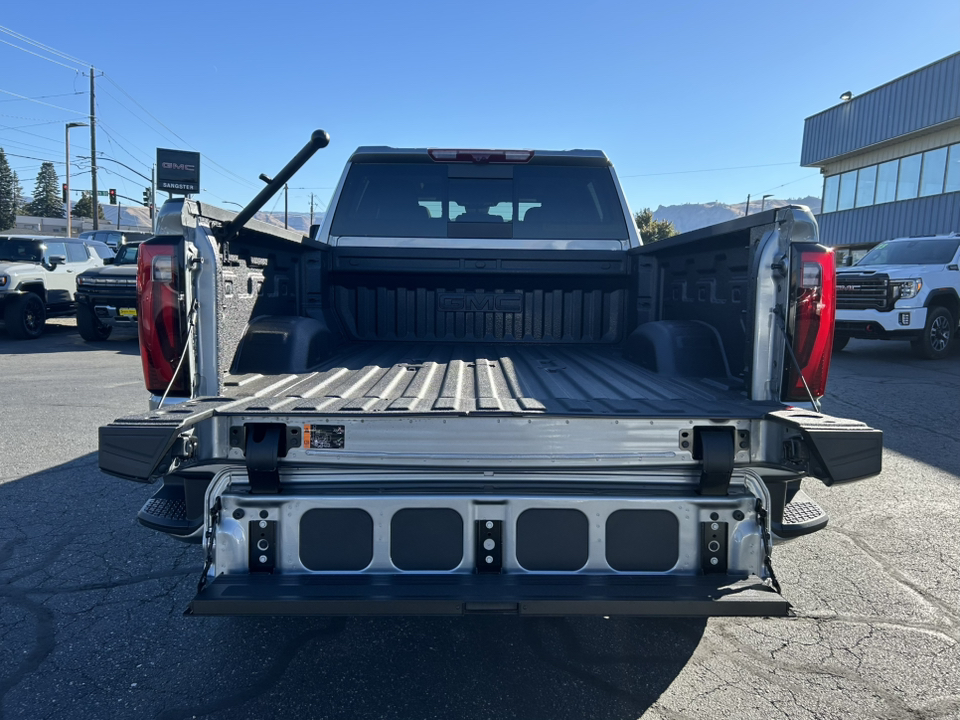 2025 GMC Sierra Denali 10