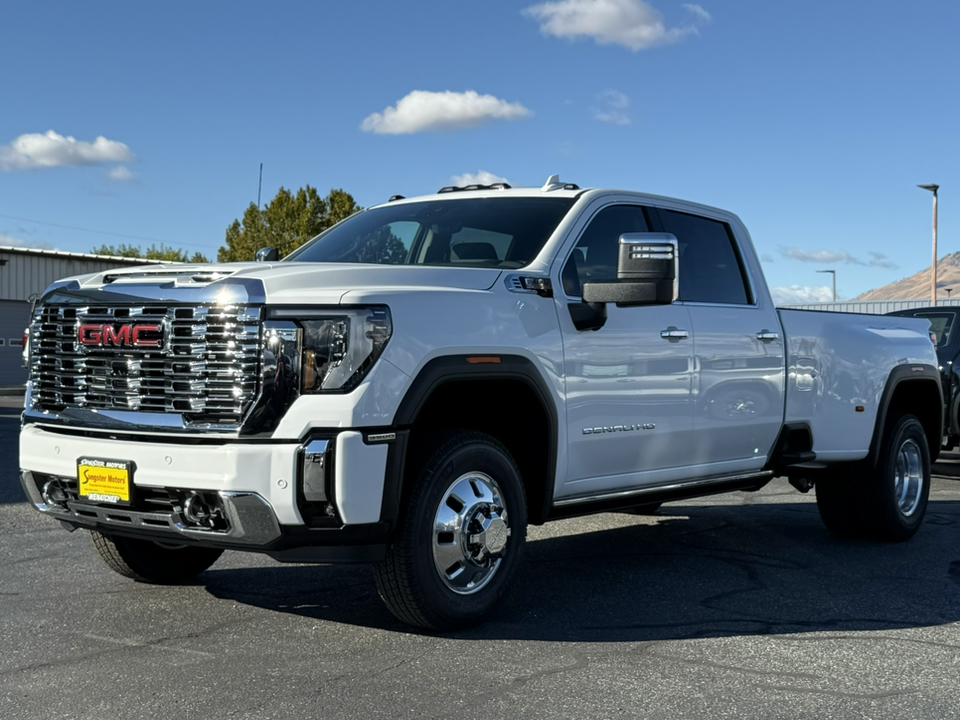 2025 GMC Sierra Denali 2