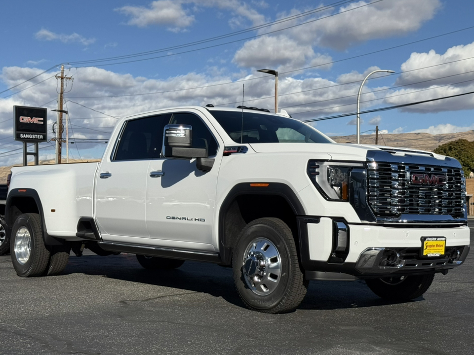 2025 GMC Sierra Denali 13