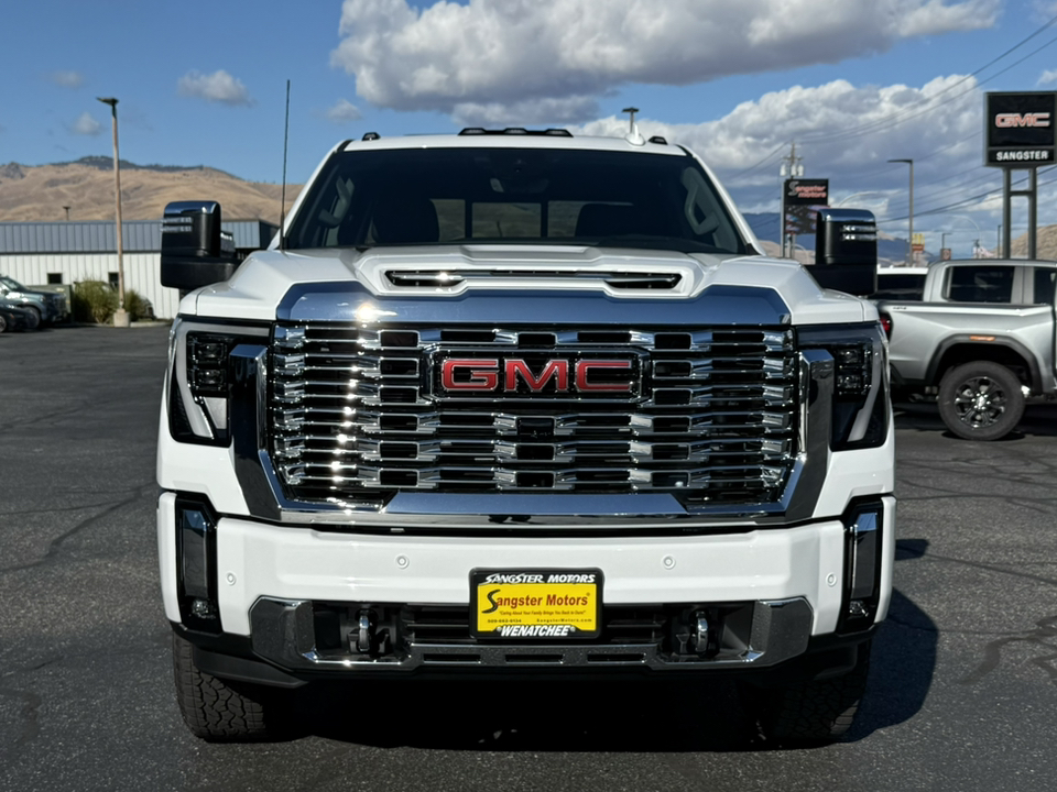 2025 GMC Sierra Denali 14