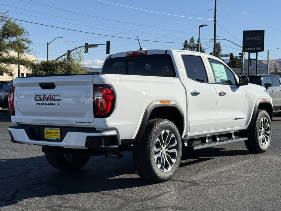 2024 GMC Canyon 4WD Denali 8