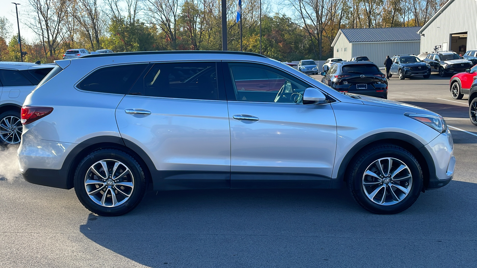 2017 Hyundai Santa Fe SE 11