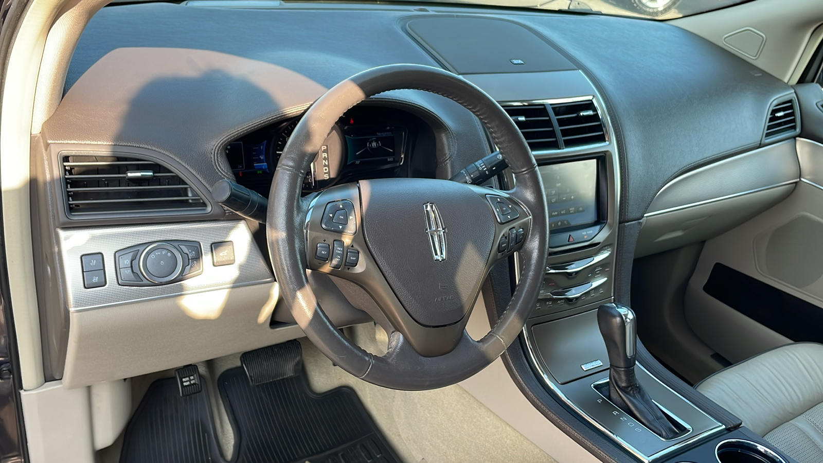 2014 Lincoln MKX  21