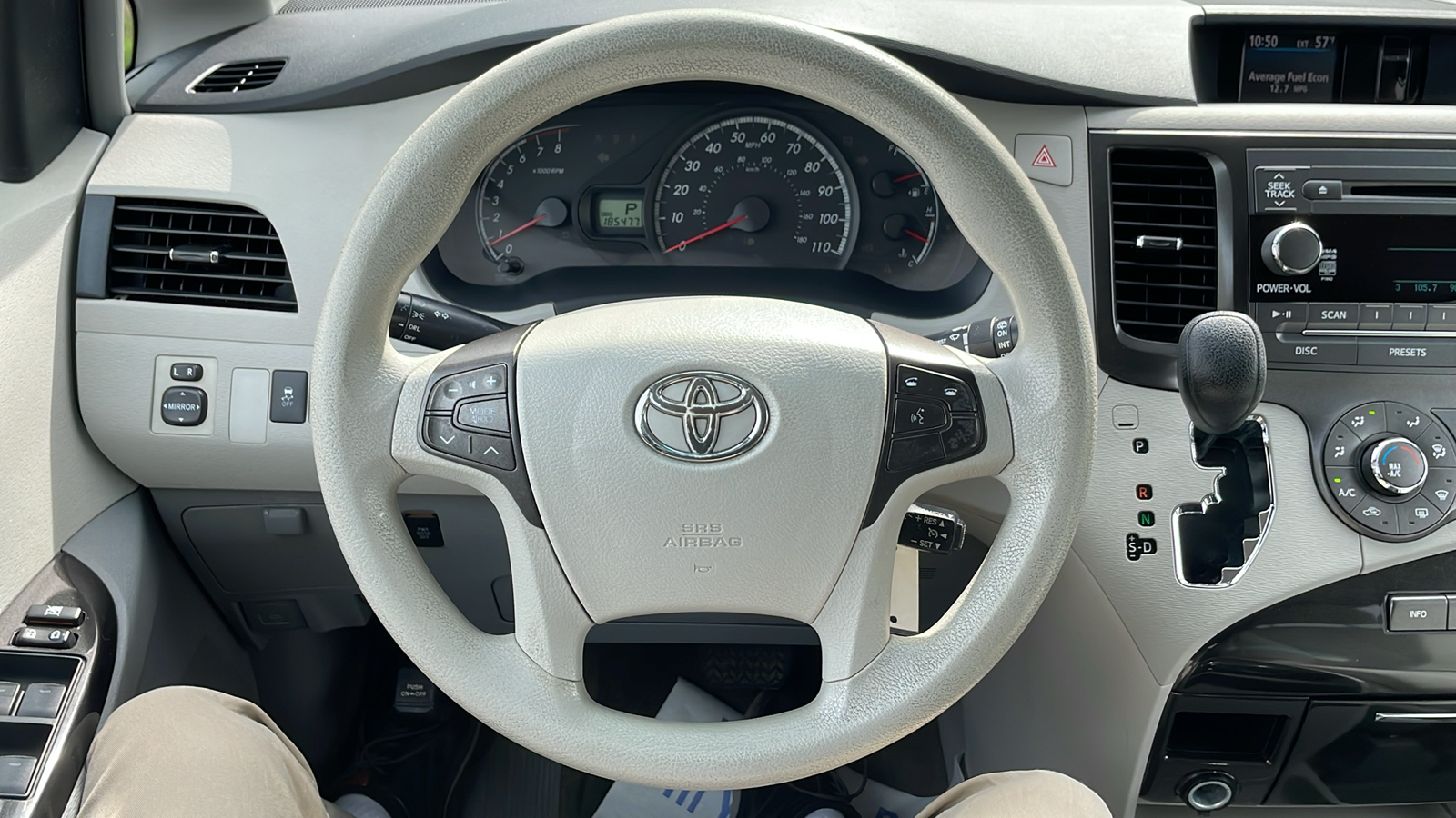 2012 Toyota Sienna  31