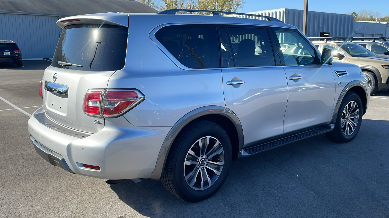 2019 Nissan Armada SL 14