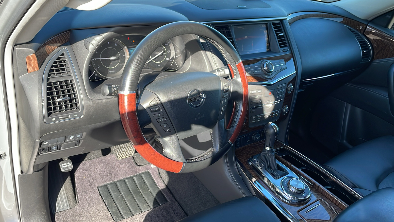 2019 Nissan Armada SL 22