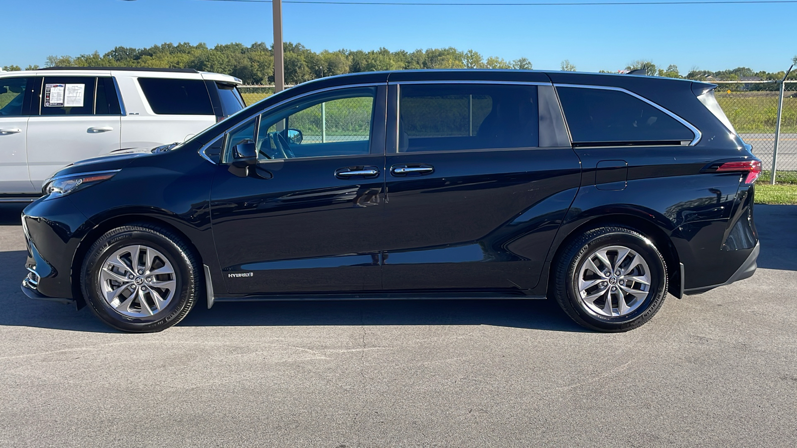 2021 Toyota Sienna XLE 4