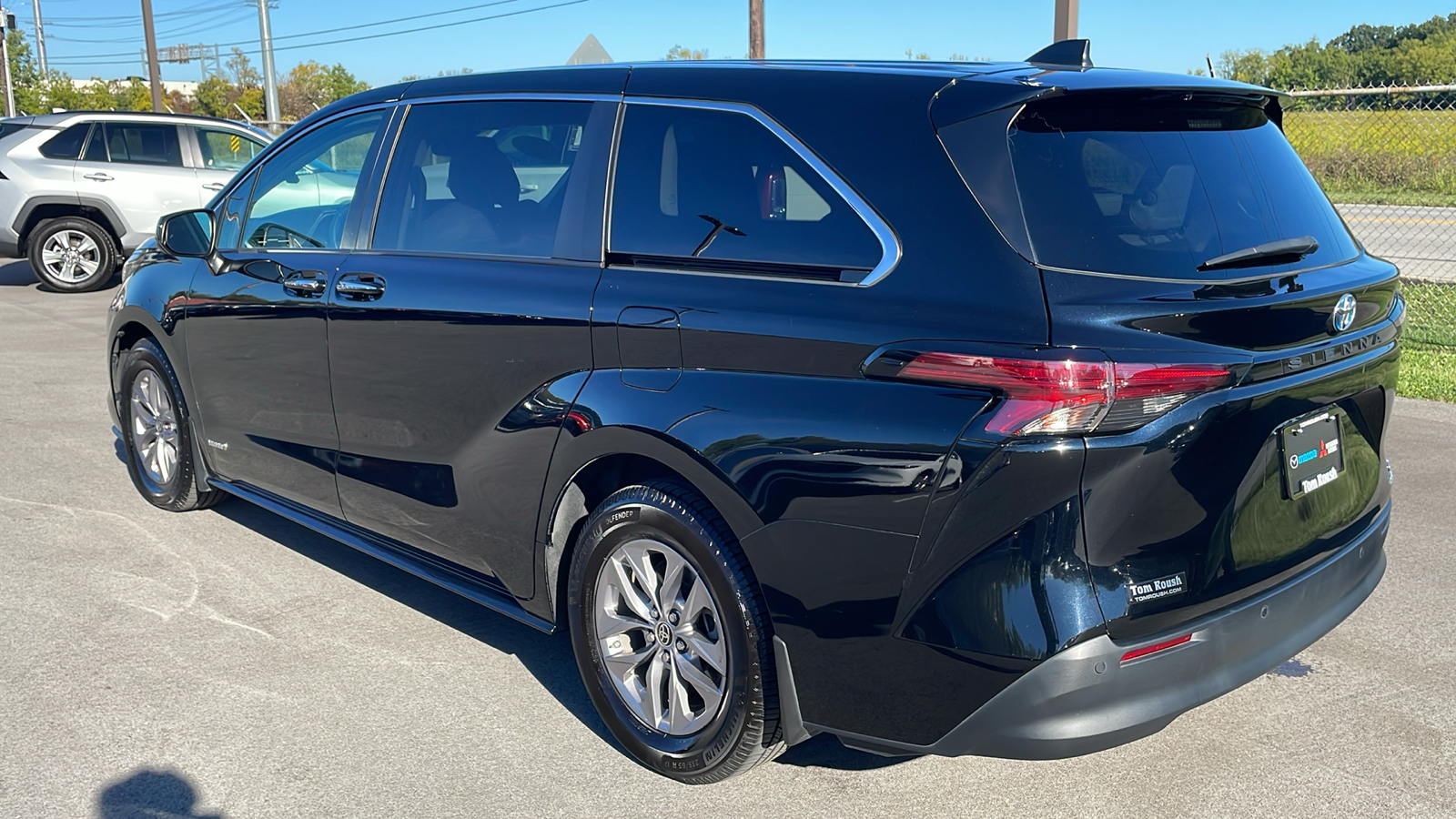 2021 Toyota Sienna XLE 5