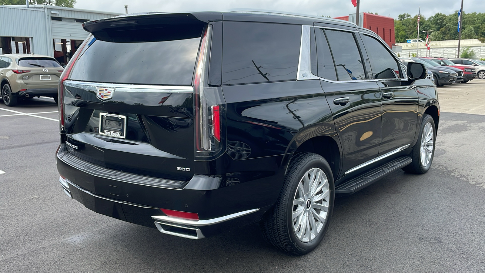 2022 Cadillac Escalade Luxury 11