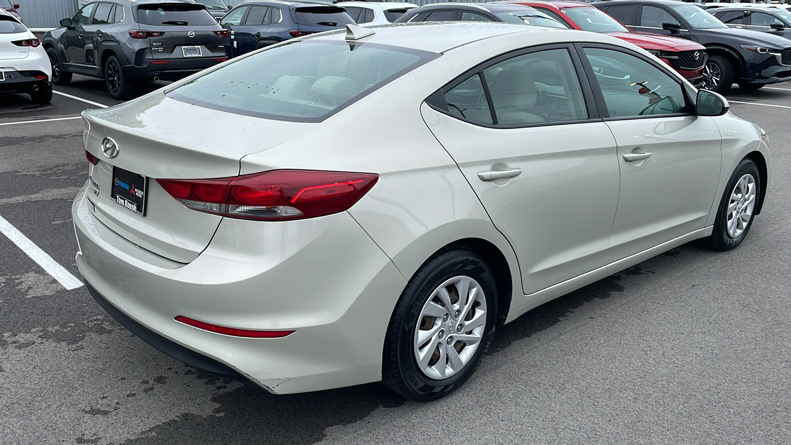 2017 Hyundai Elantra SE 7