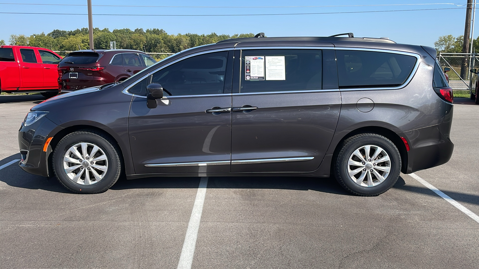 2017 Chrysler Pacifica Touring-L 4