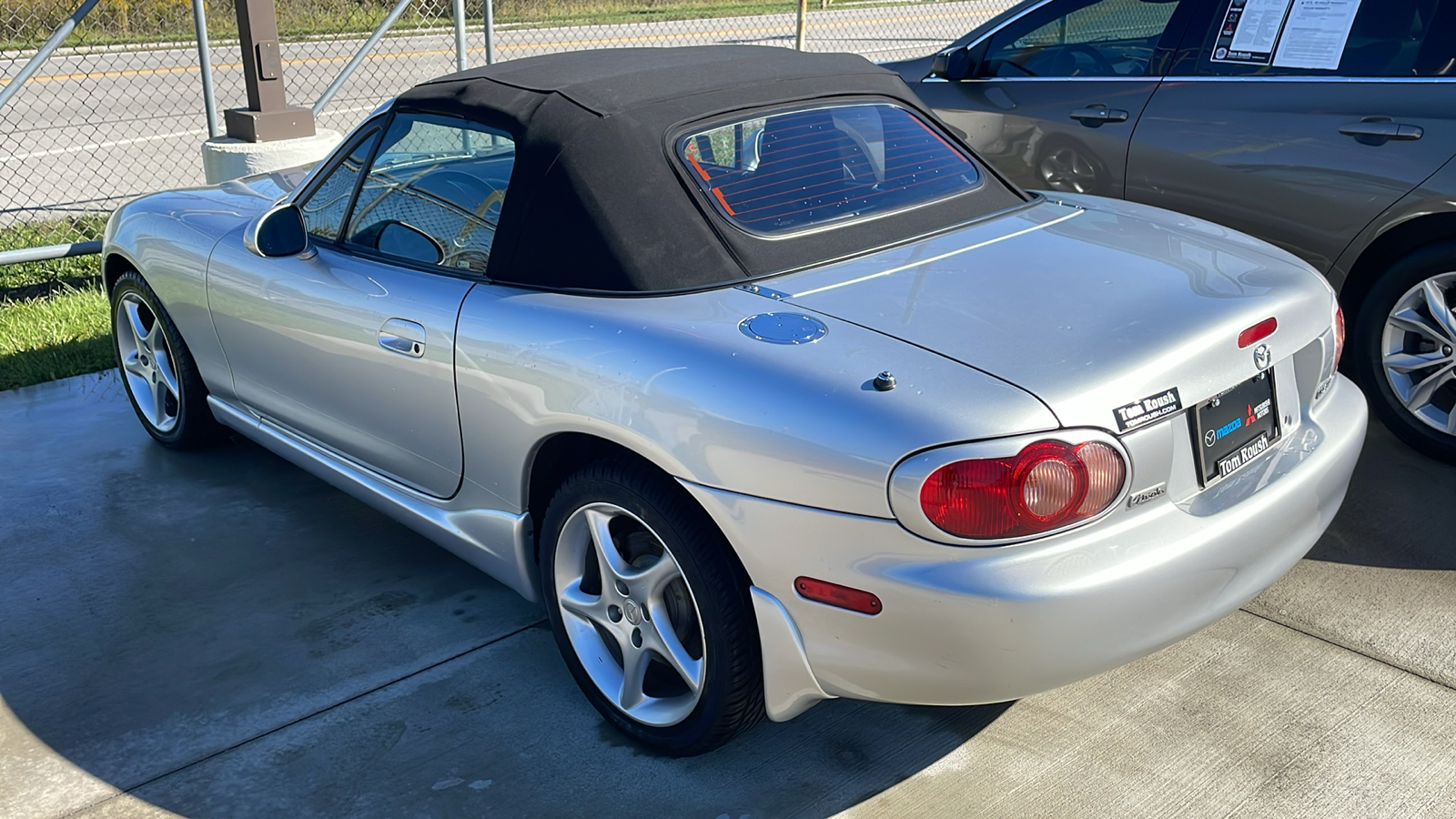 2003 Mazda MX-5 Miata  5