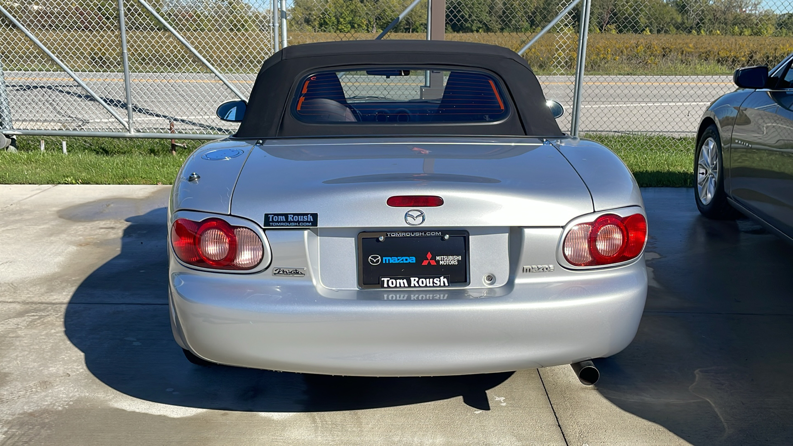 2003 Mazda MX-5 Miata  6