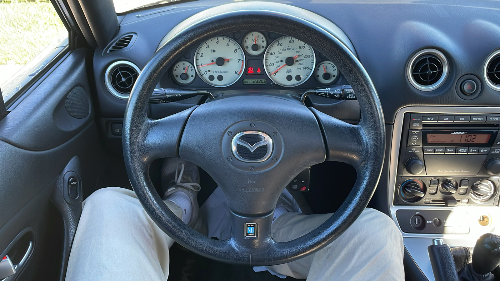 2003 Mazda MX-5 Miata  23