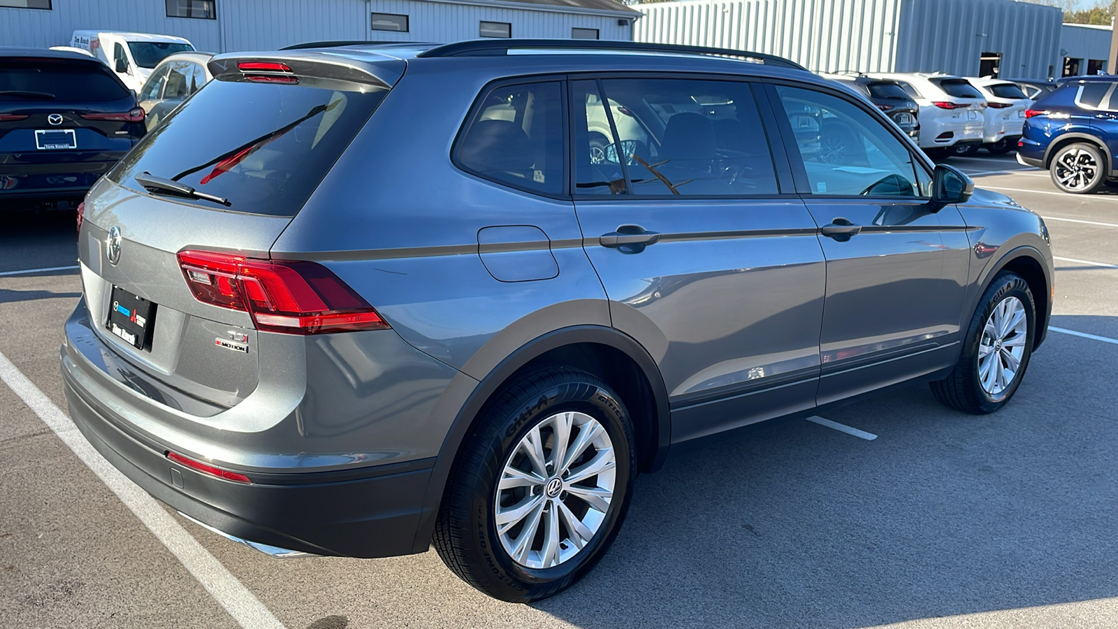 2018 Volkswagen Tiguan S 13