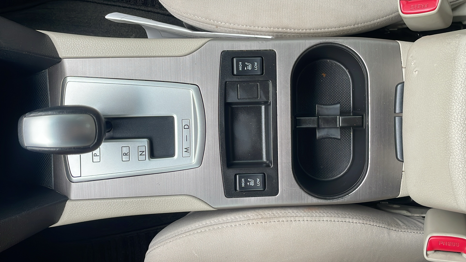 2013 Subaru Legacy 2.5i Premium 21