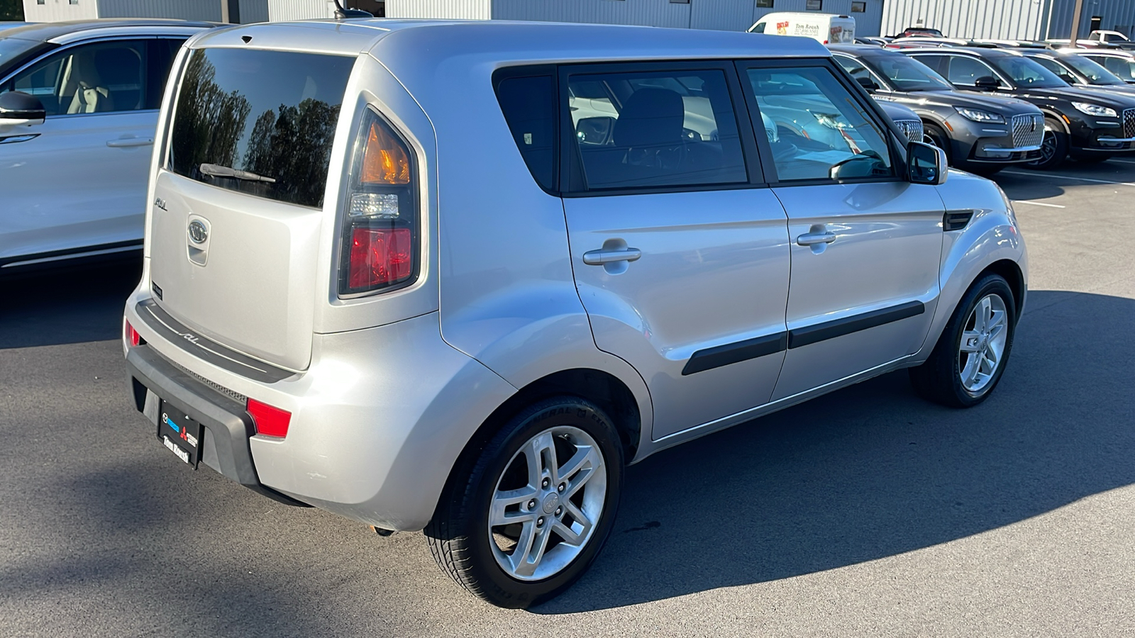 2011 Kia Soul + 11