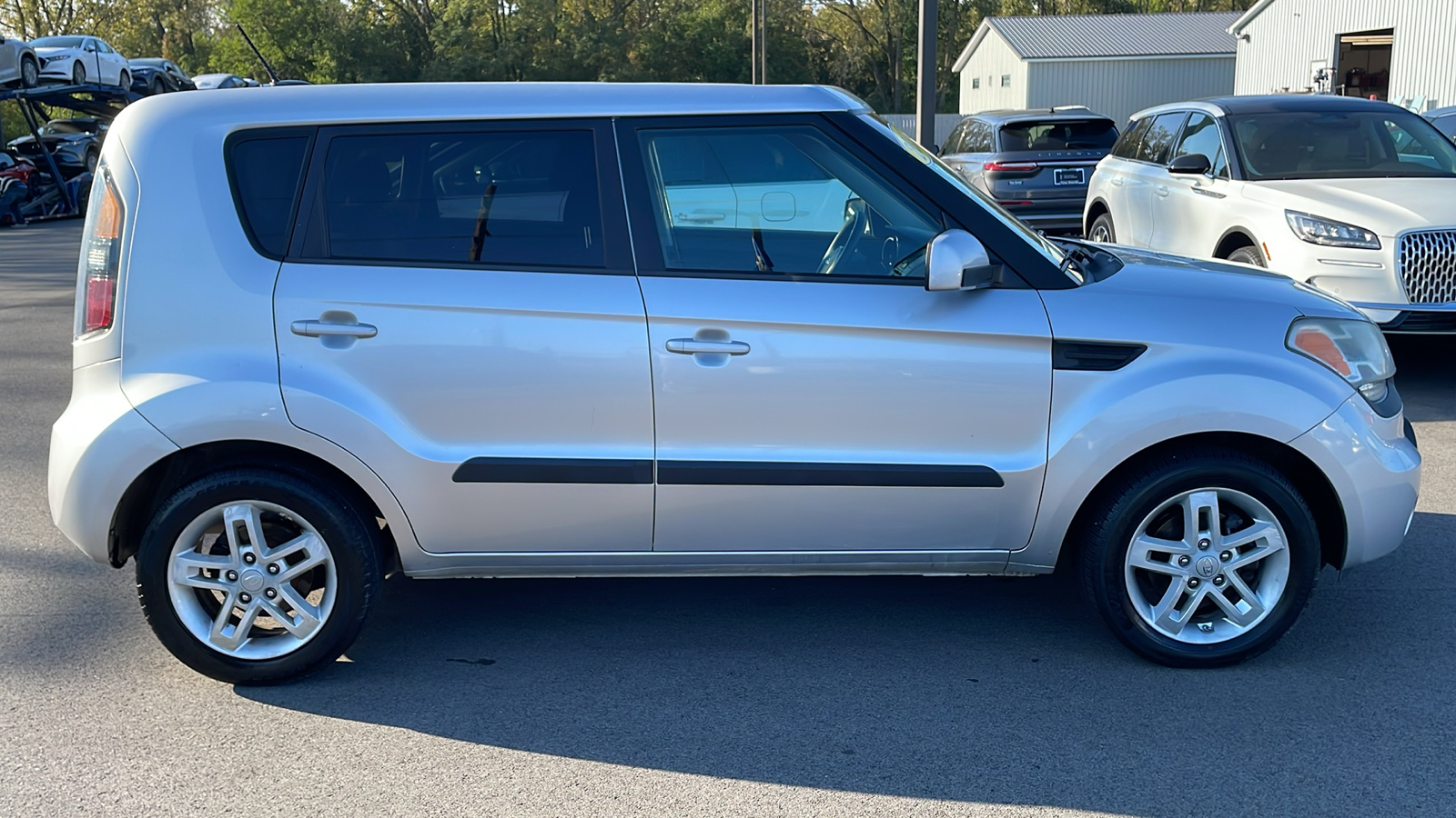 2011 Kia Soul + 12