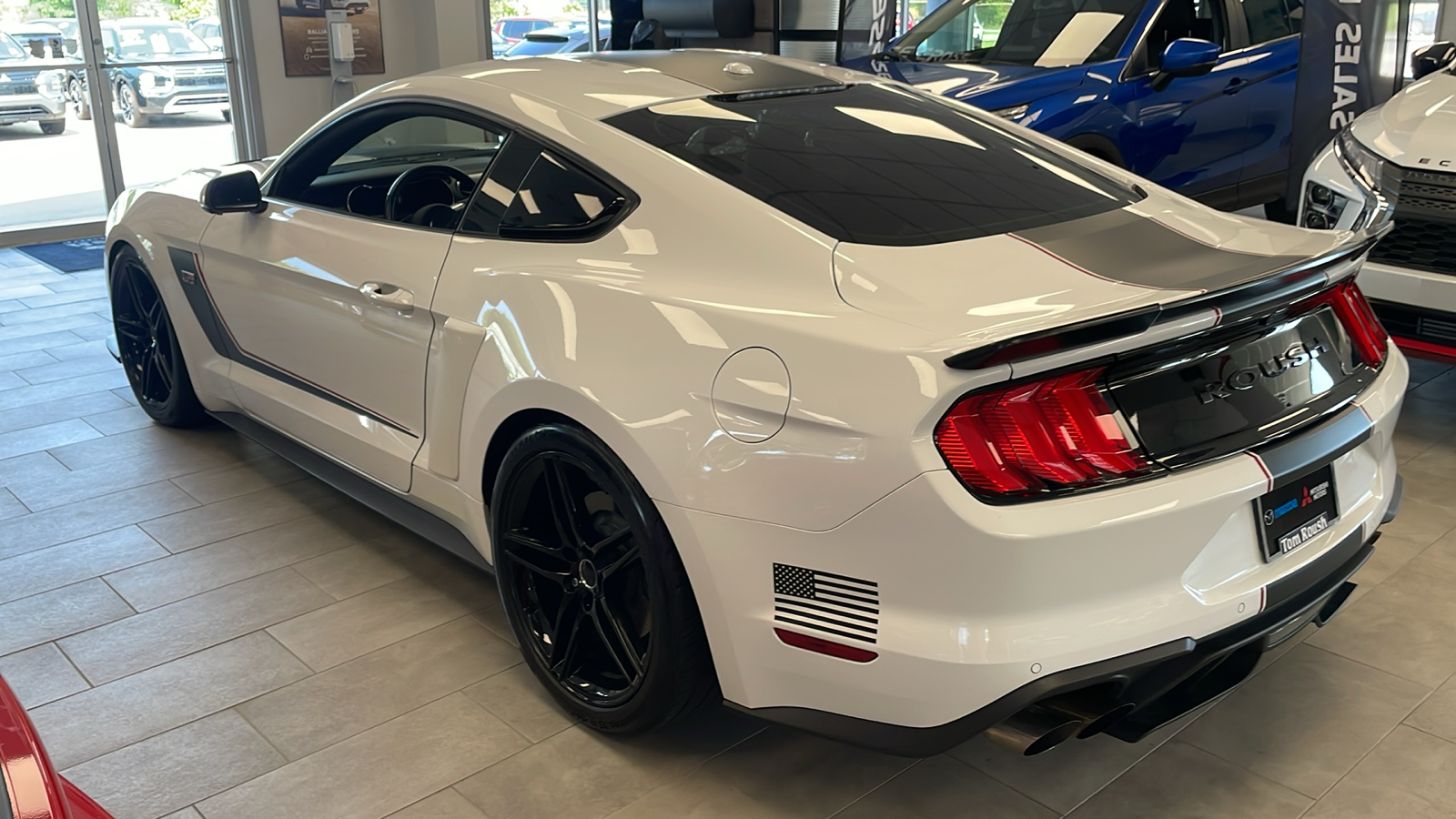 2019 Ford Mustang  4