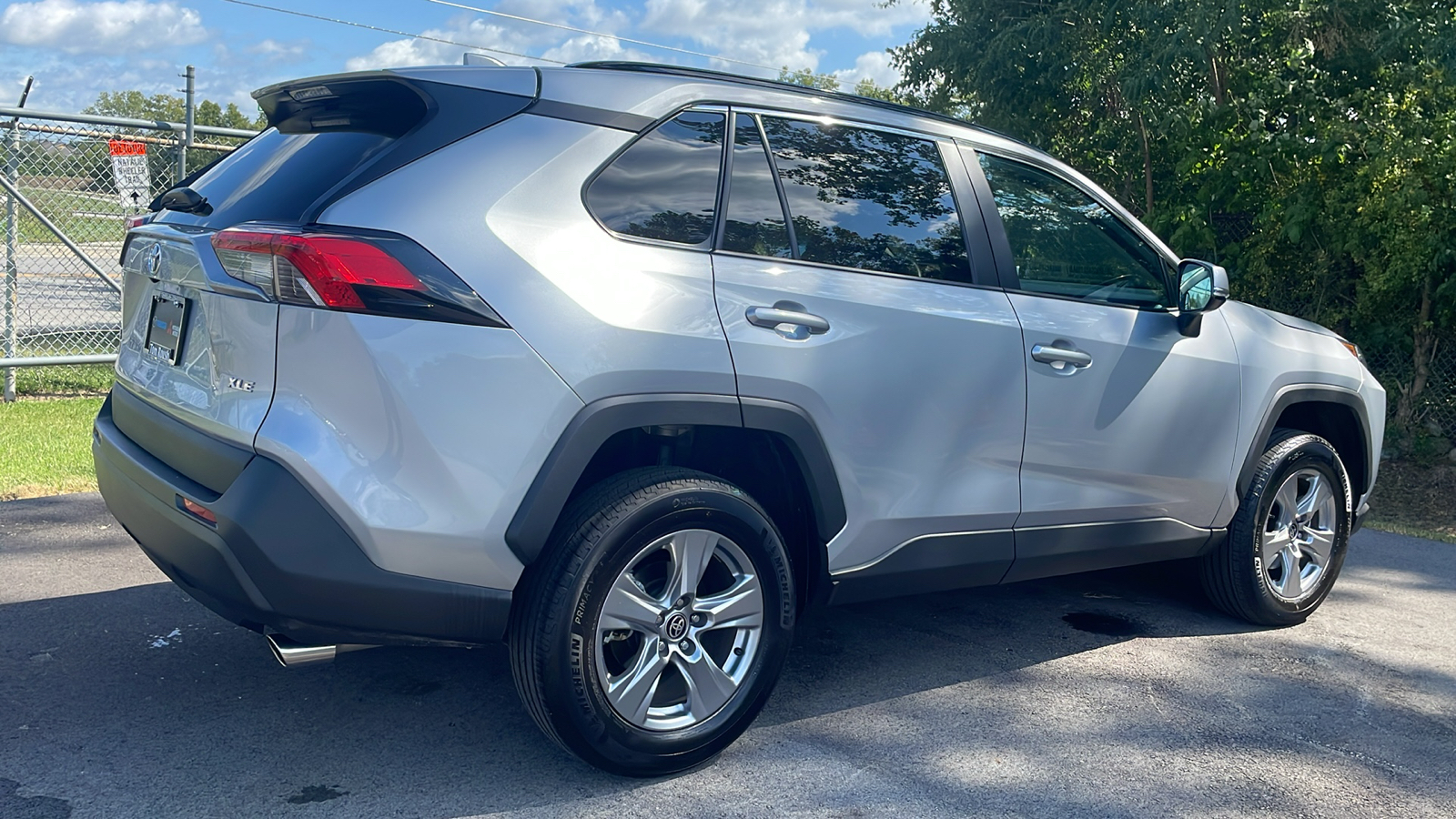 2024 Toyota RAV4 XLE 9