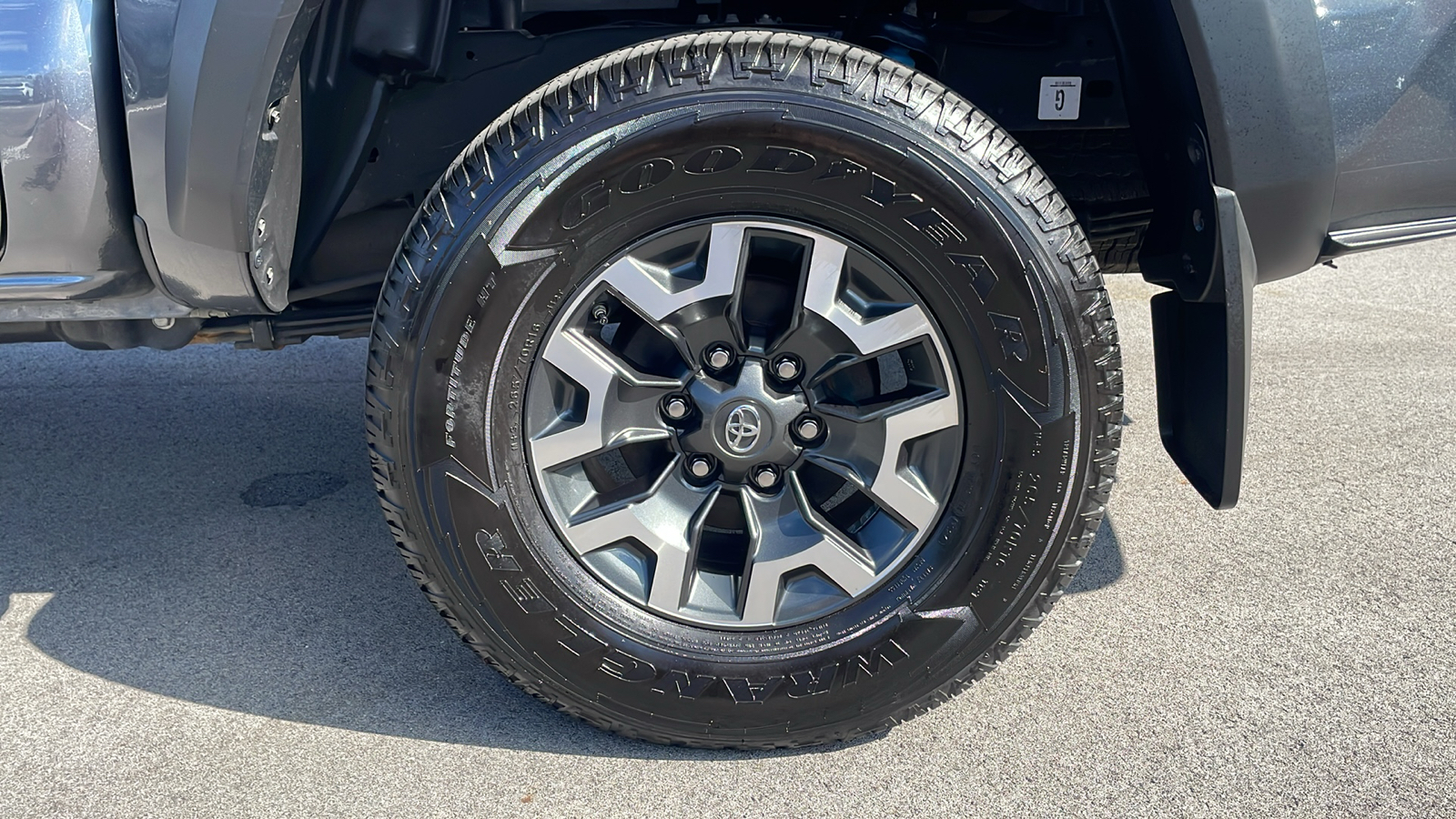 2020 Toyota Tacoma 4WD TRD Off Road 17