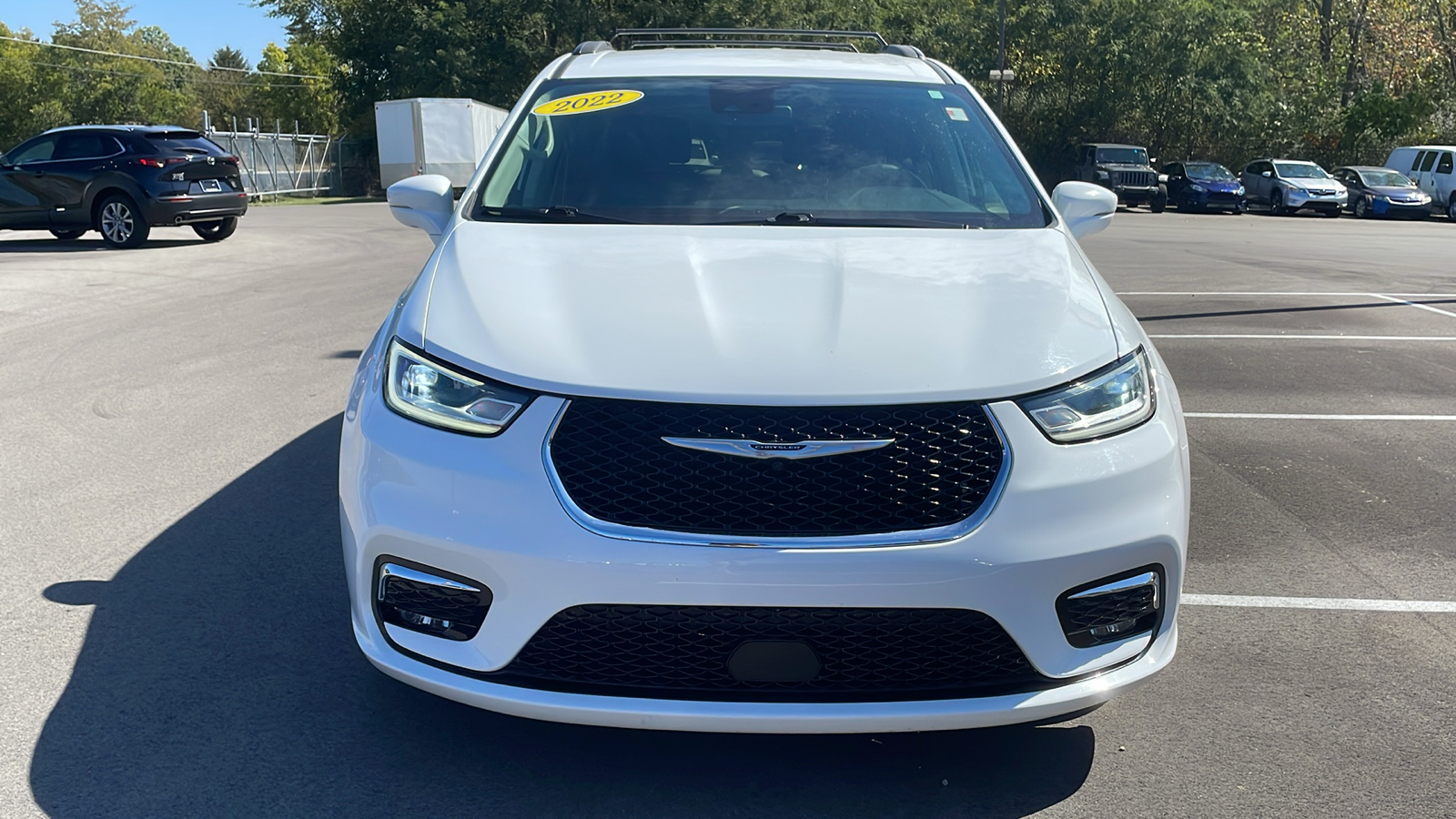 2022 Chrysler Pacifica Touring L 2