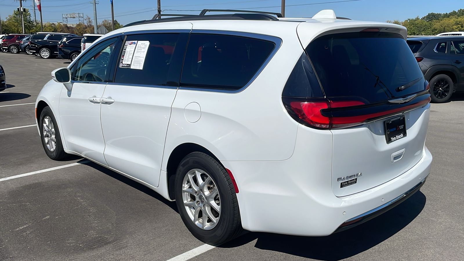 2022 Chrysler Pacifica Touring L 5