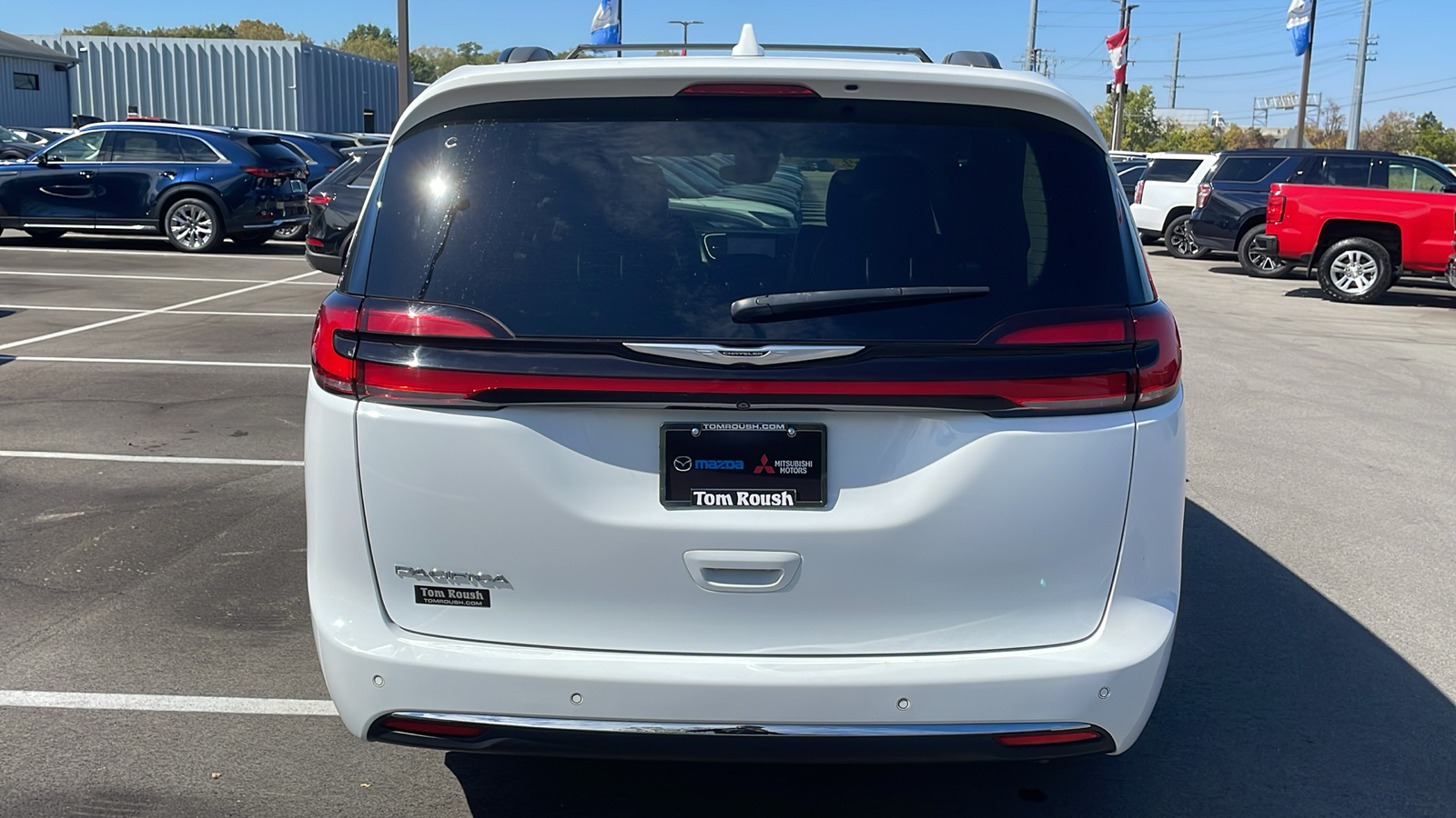 2022 Chrysler Pacifica Touring L 6