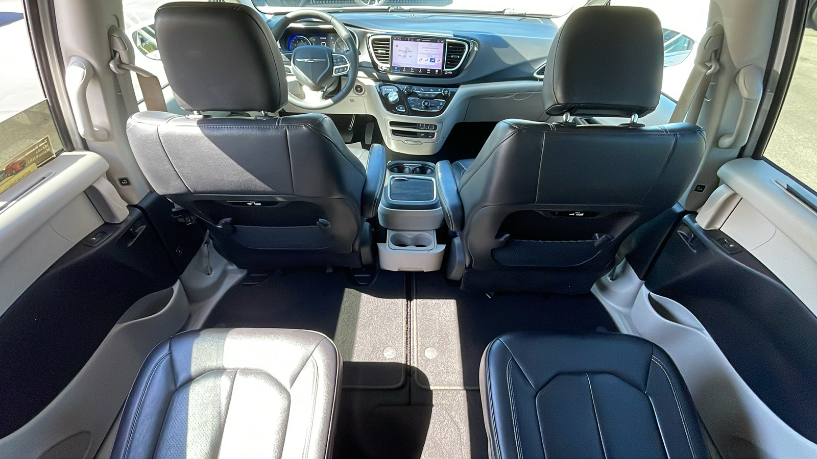 2022 Chrysler Pacifica Touring L 58