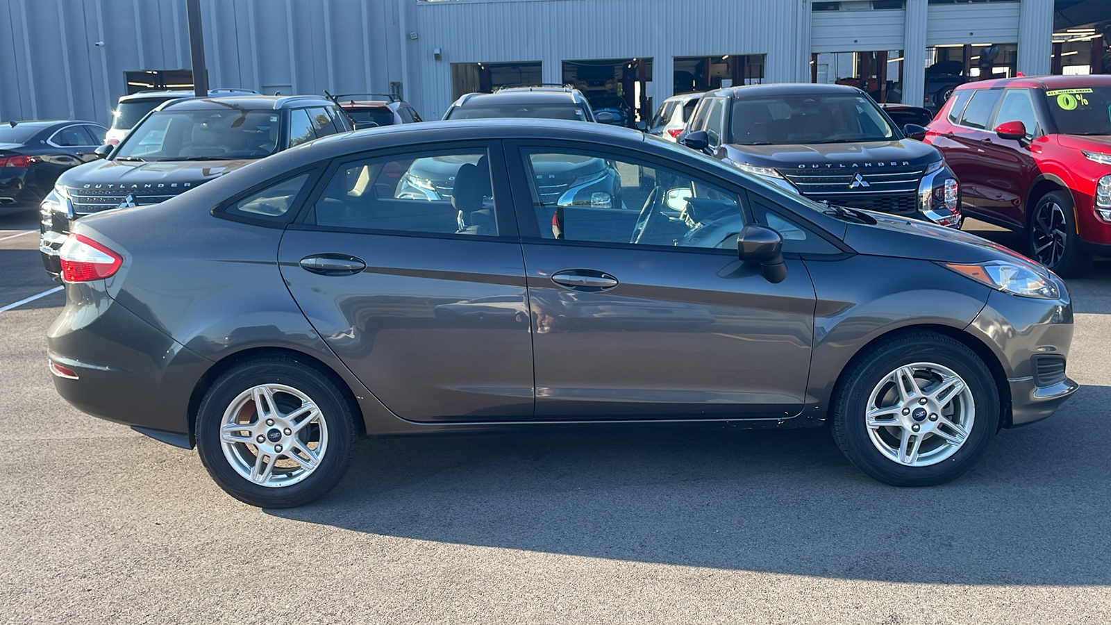 2019 Ford Fiesta SE 8