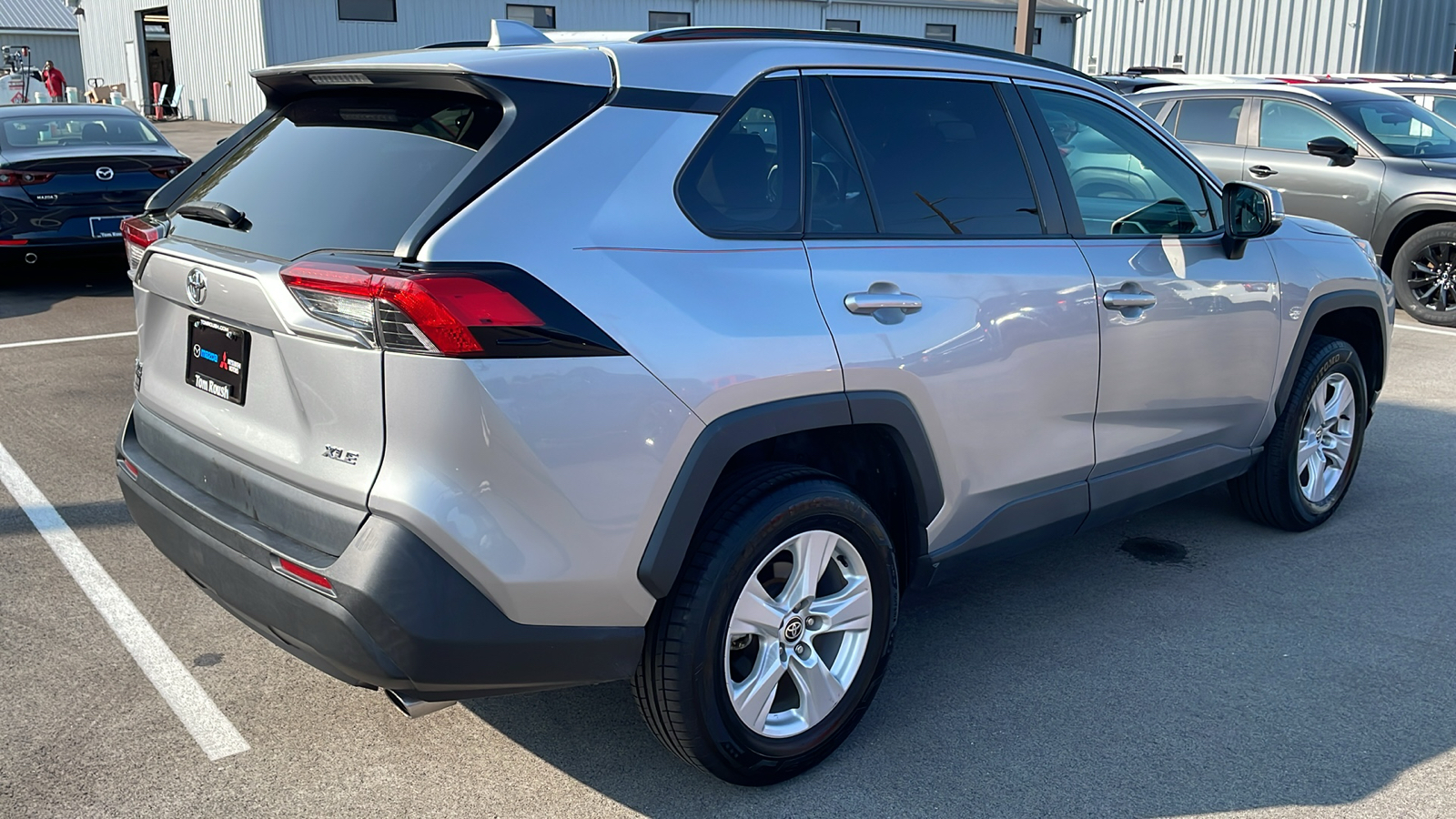 2021 Toyota RAV4 XLE 13