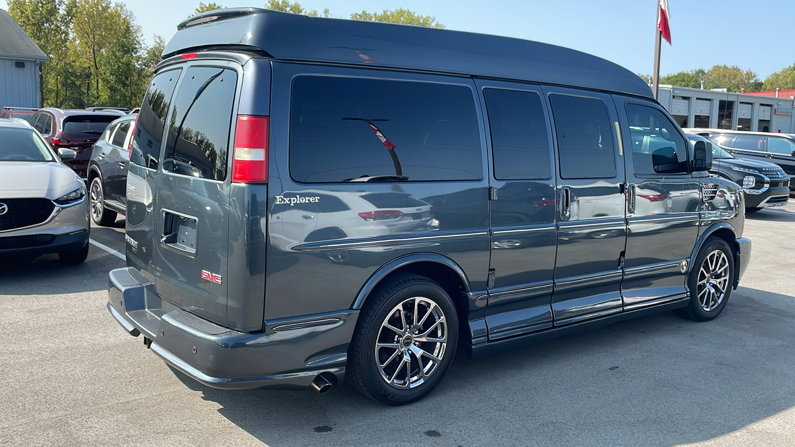 2014 GMC Savana Cargo Van Upfitter 15