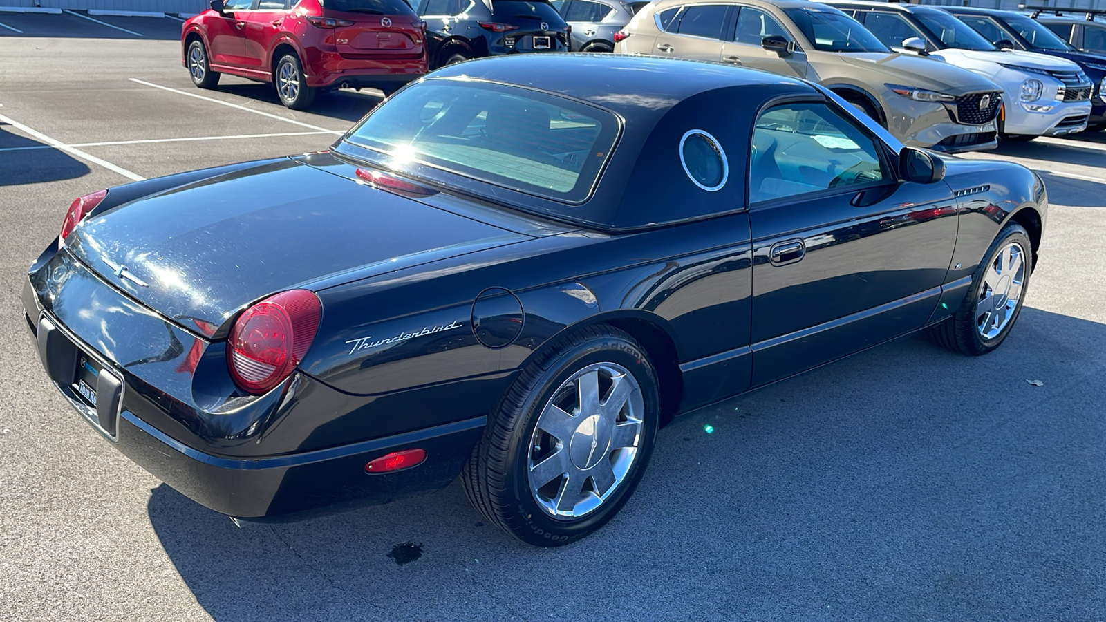 2002 Ford Thunderbird  9