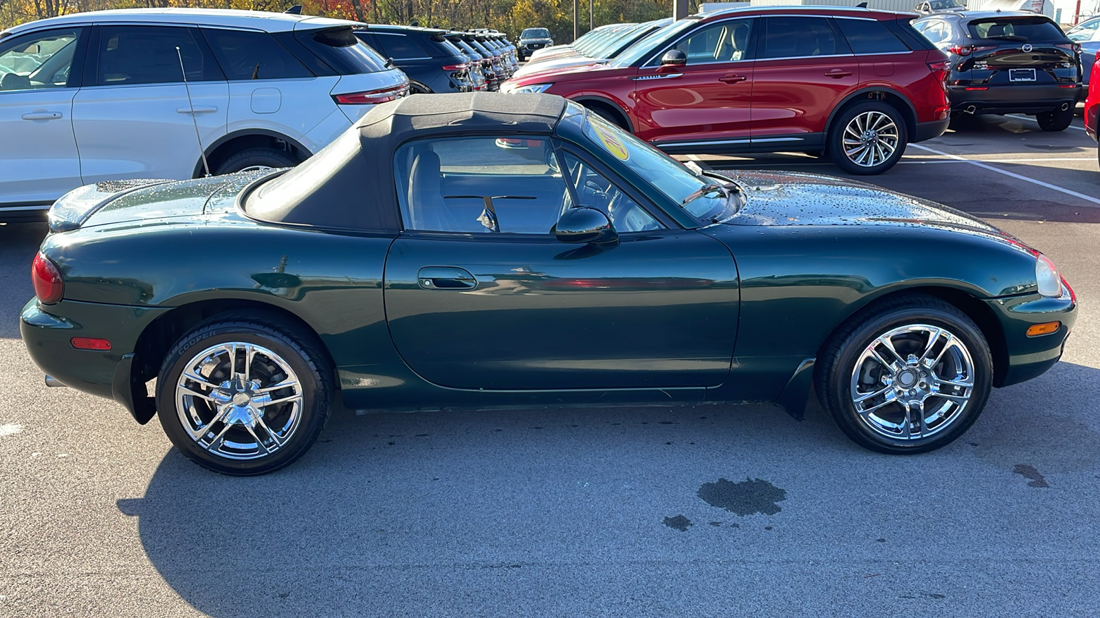 2000 Mazda MX-5 Miata Base 12