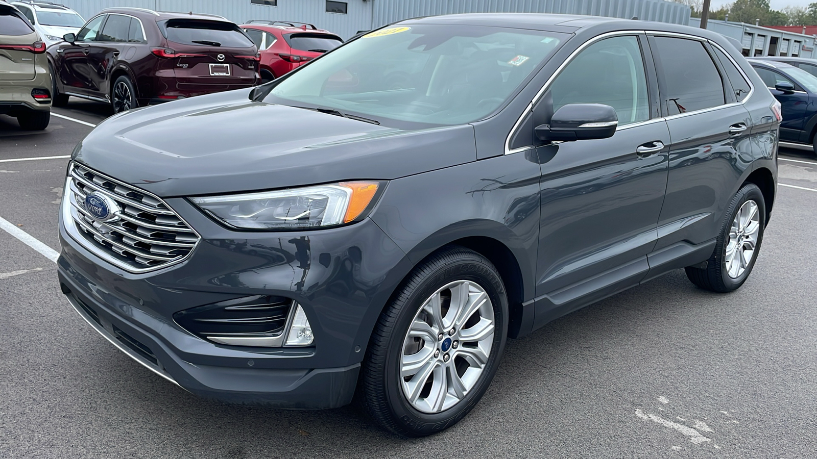 2021 Ford Edge Titanium 3