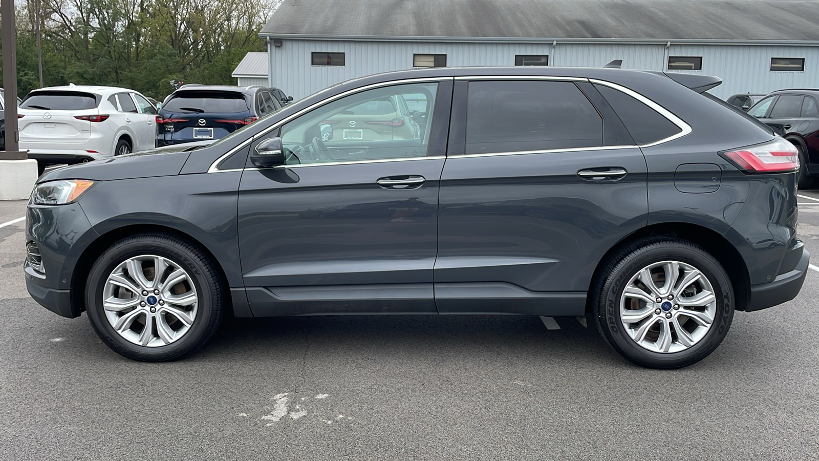 2021 Ford Edge Titanium 4