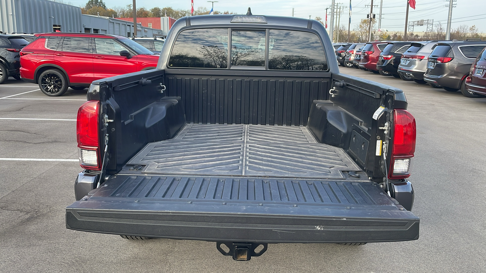 2020 Toyota Tacoma 4WD SR5 9