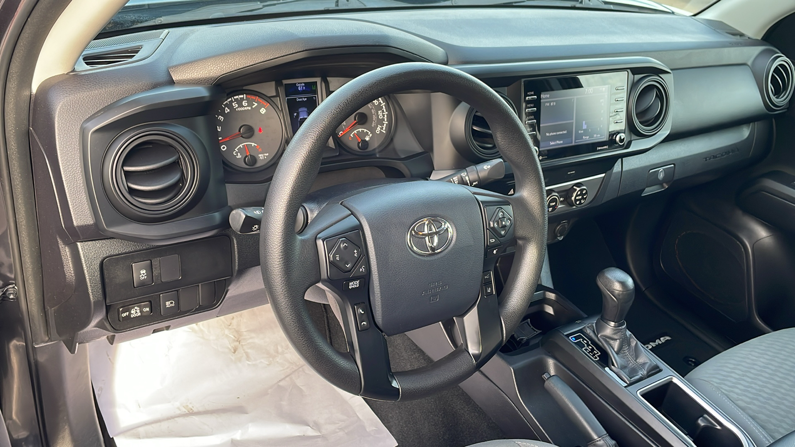 2020 Toyota Tacoma 4WD SR5 18