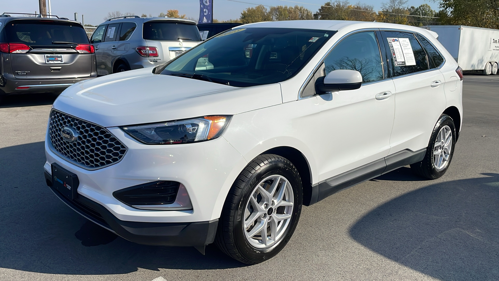 2023 Ford Edge  3