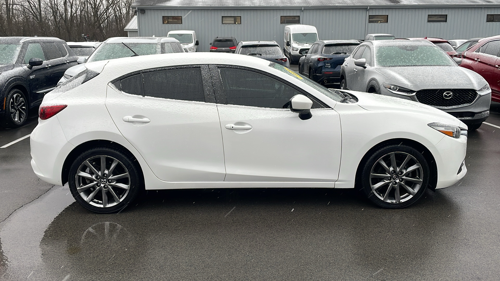 2018 Mazda Mazda3 5-Door Touring 12