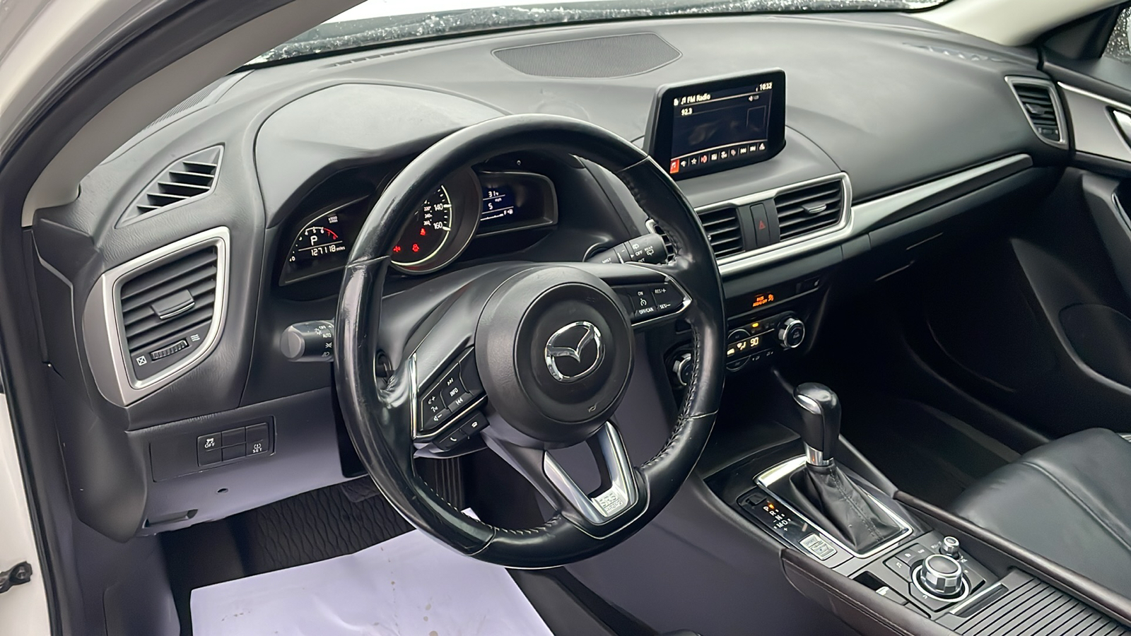 2018 Mazda Mazda3 5-Door Touring 18