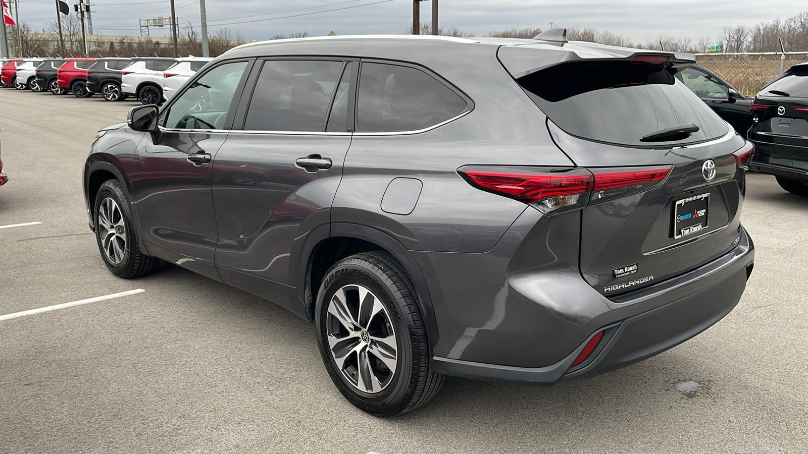 2023 Toyota Highlander XLE 5