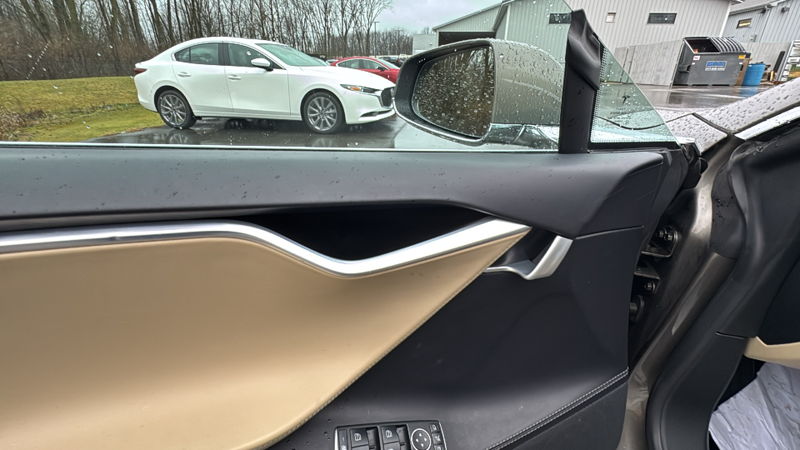 2016 Tesla Model S 75D 37