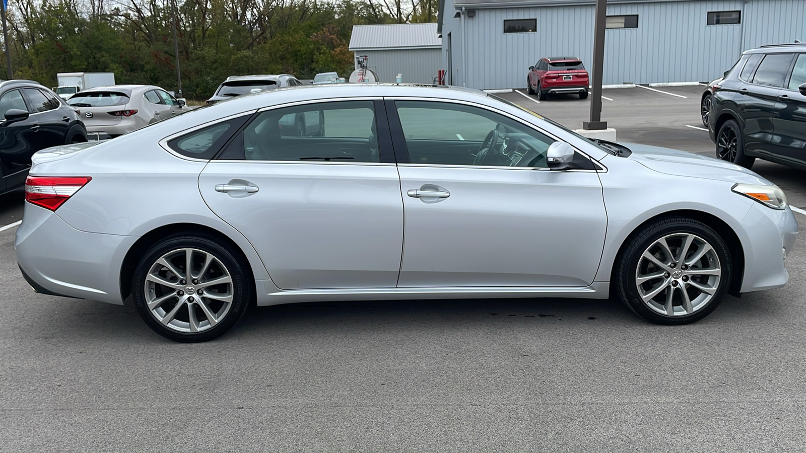 2014 Toyota Avalon  12