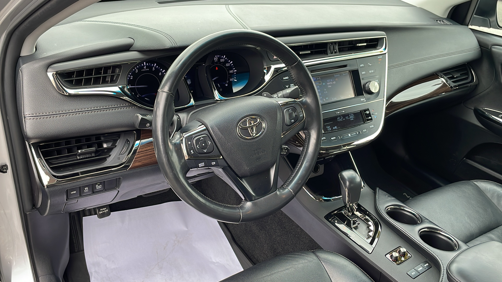 2014 Toyota Avalon  18